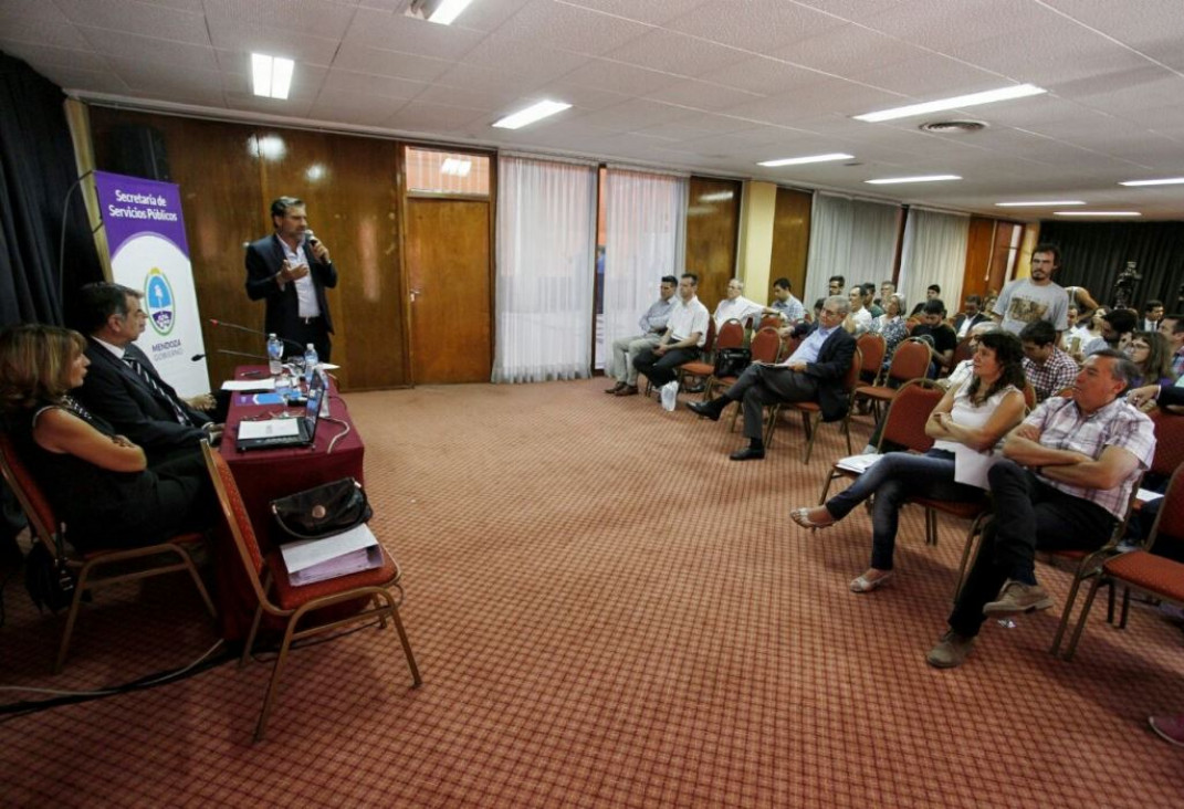 imagen El Gobierno confirma aumento del transporte en febrero