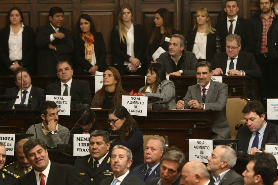 imagen Tarifas, la gran crítica al discurso de Cornejo