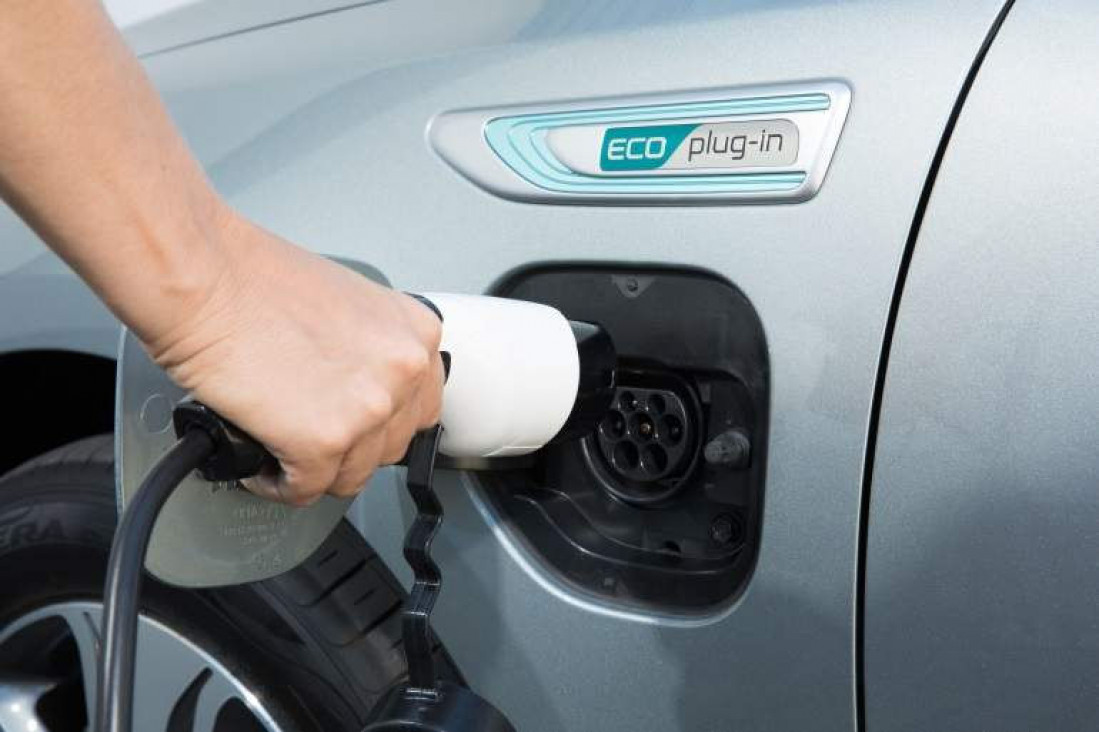 imagen Europa prohibirá la venta de autos nuevos a nafta y diésel a partir de 2035