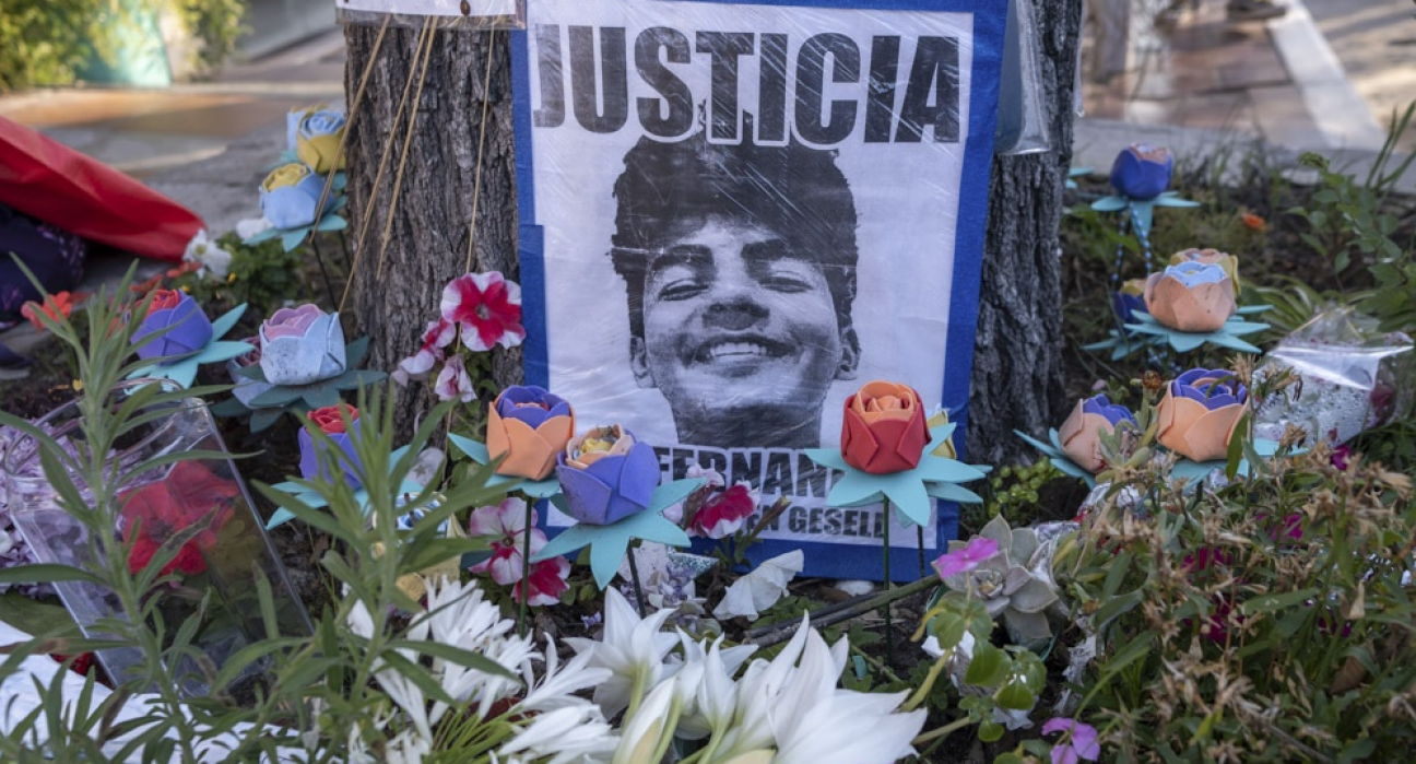 imagen A tres años del crimen de Fernando, sus padres encabezaron el homenaje en Dolores 