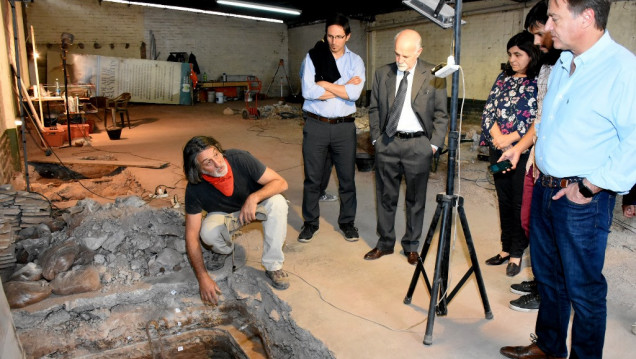 imagen Hallaron baldosas originales de la casa donde vivió San Martín