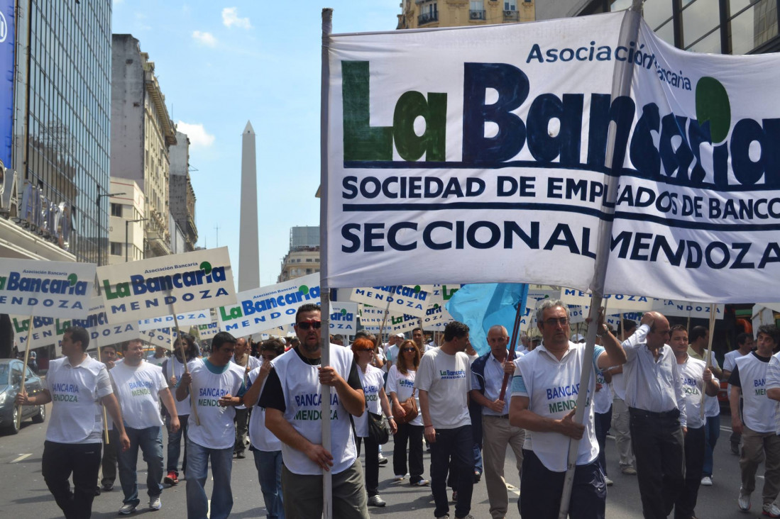 imagen Comienza el paro bancario en todo el país
