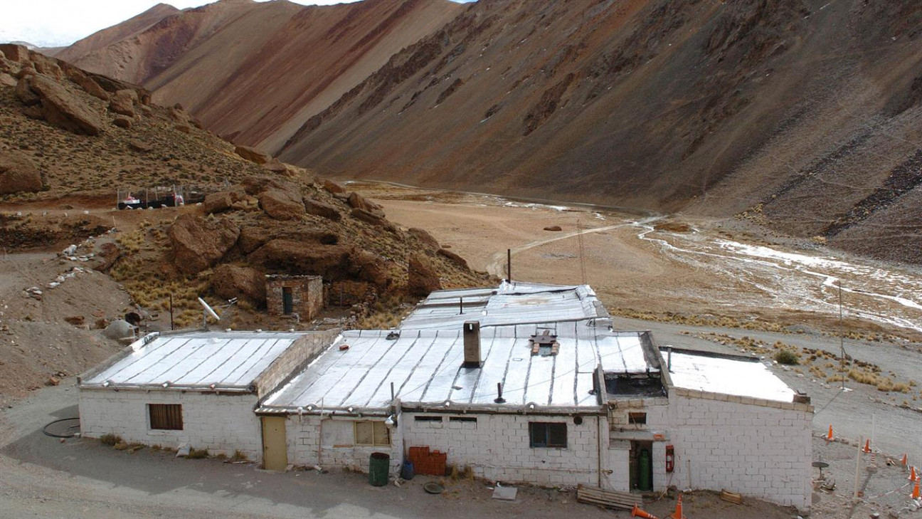 imagen Multaron a la Barrick por el derrame en Veladero