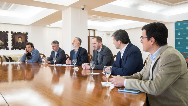 imagen Gobierno y Bodegas de Argentina buscan que Massa alivie al sector vitivinícola