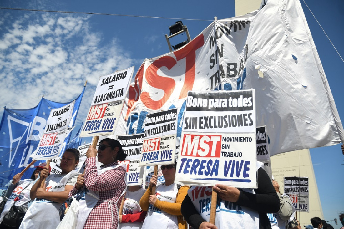 imagen Bono de 45 mil pesos: marcha para reclamar un pago "sin exclusiones"