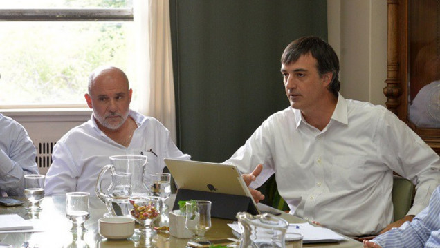 imagen Día por día: la novela de las paritarias copa la agenda 