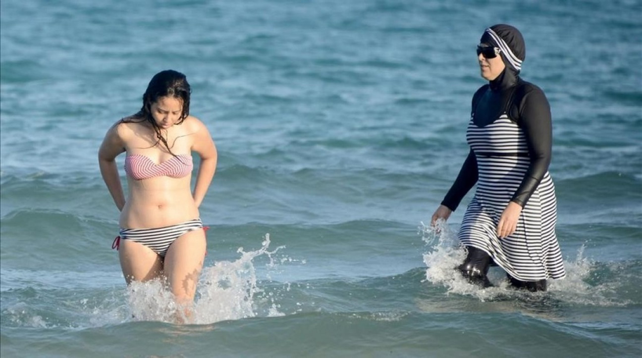 imagen La Justicia ordena indemnizar a una joven musulmana que quiso usar burkini en una pileta de Cacheuta 