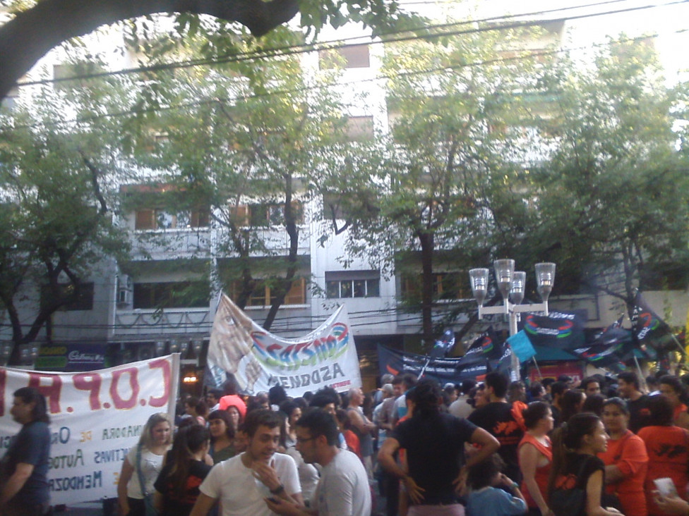 imagen Los decretos de Macri movilizaron a los mendocinos