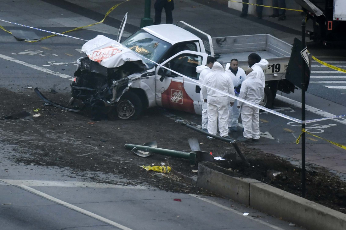 imagen Atropellos masivos, la "nueva" y letal modalidad del terrorismo