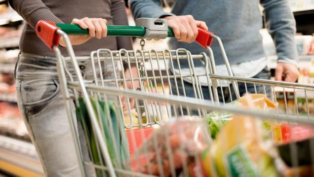 imagen Una familia tipo necesitó $ 15.677 en octubre para no ser pobre