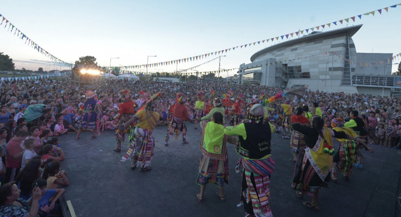 imagen Mendoza se vistió de carnaval