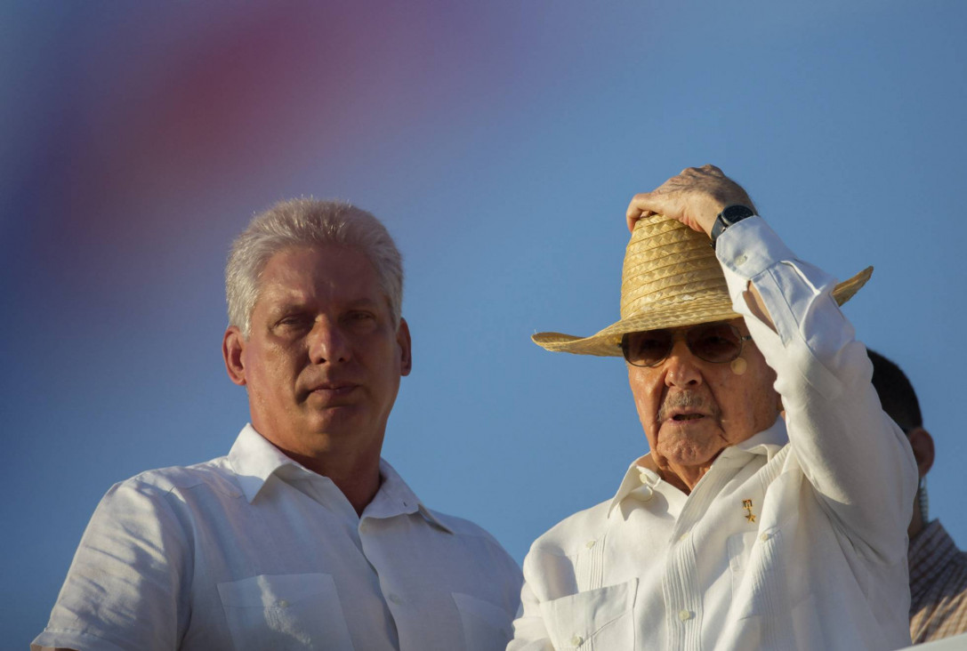 imagen Cuba retrasa dos meses la sucesión de Raúl Castro