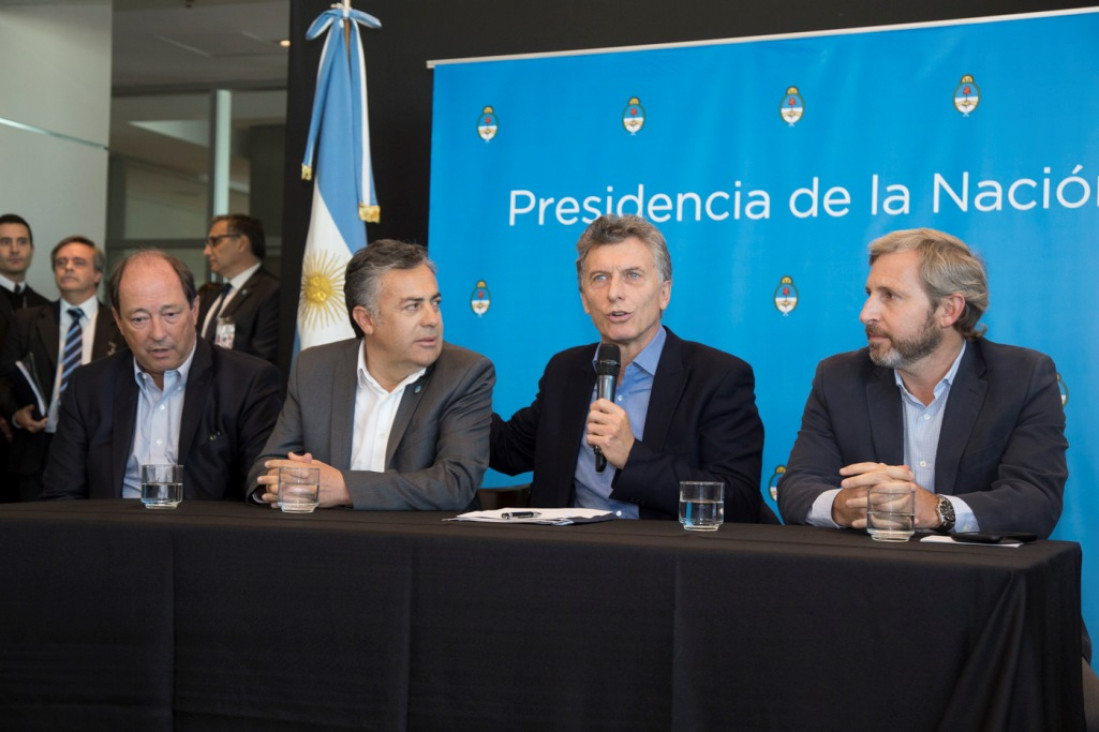 imagen Visita de Macri: elogios a Cornejo y mensaje sobre el 2x1