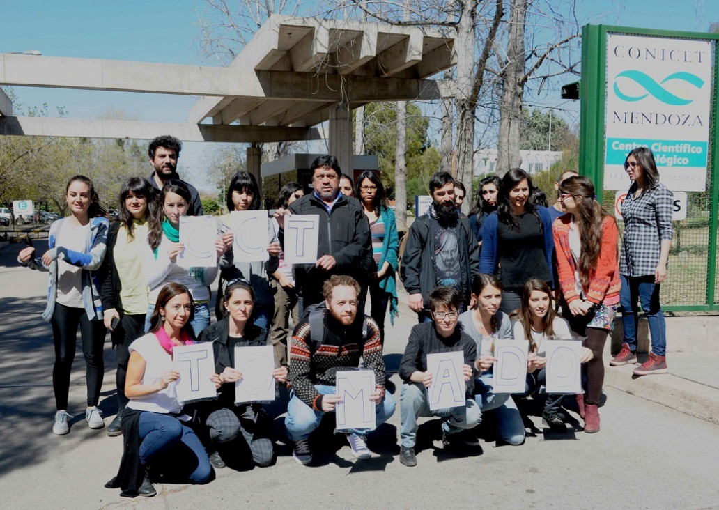imagen Tomaron de manera pacífica el Conicet Mendoza