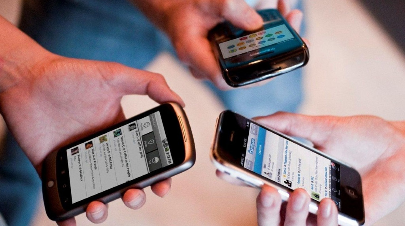 imagen Habilitaron el ingreso de celulares y computadoras sin tener que declararlos