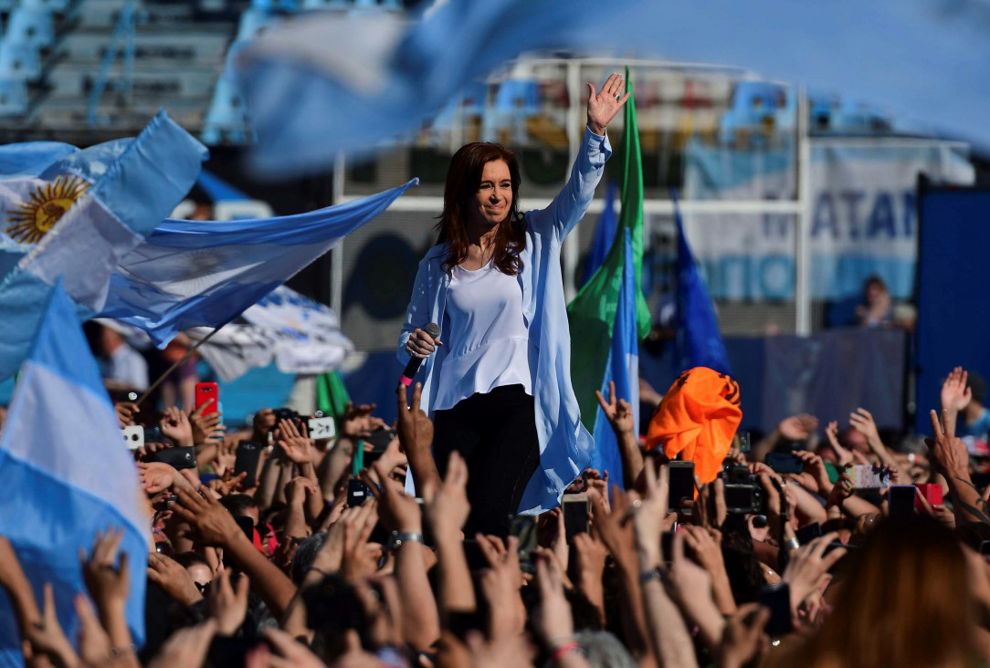 imagen CFK, entre Perón y Nisman