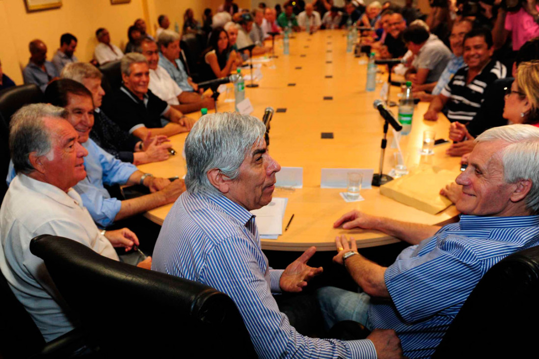 imagen Diputados recibirán a las CGT y analizarán proyectos para frenar los despidos