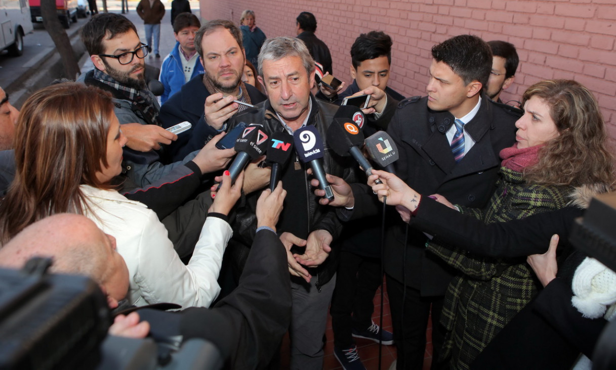 imagen Nuevo reclamo de Cobos por el voto electrónico 