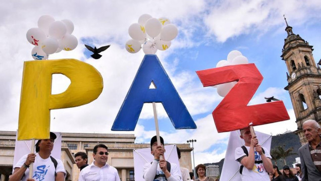 imagen Recta final hacia el plebiscito tras la firma de la paz entre el Gobierno y las FARC