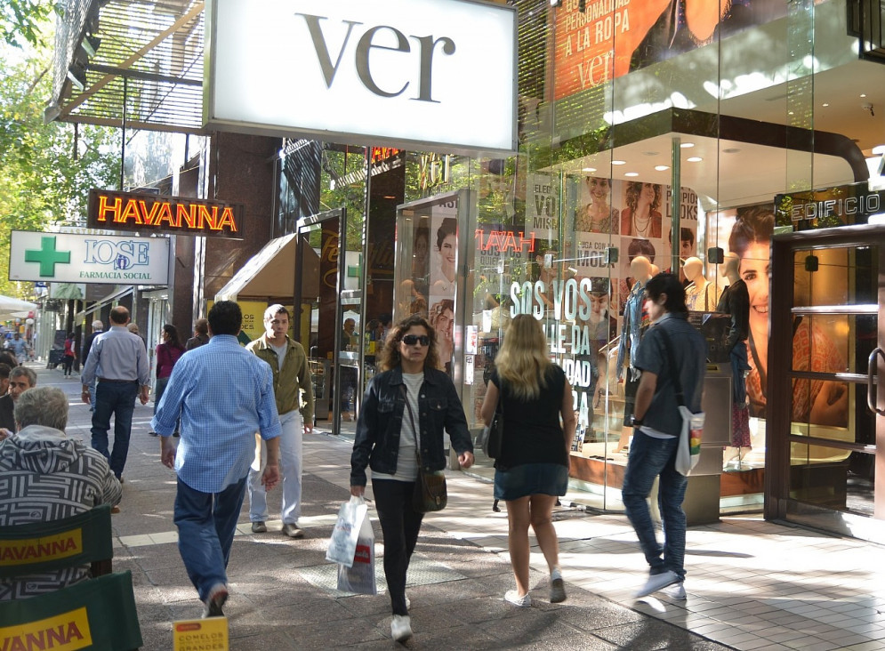 imagen Los comercios no harán horario corrido