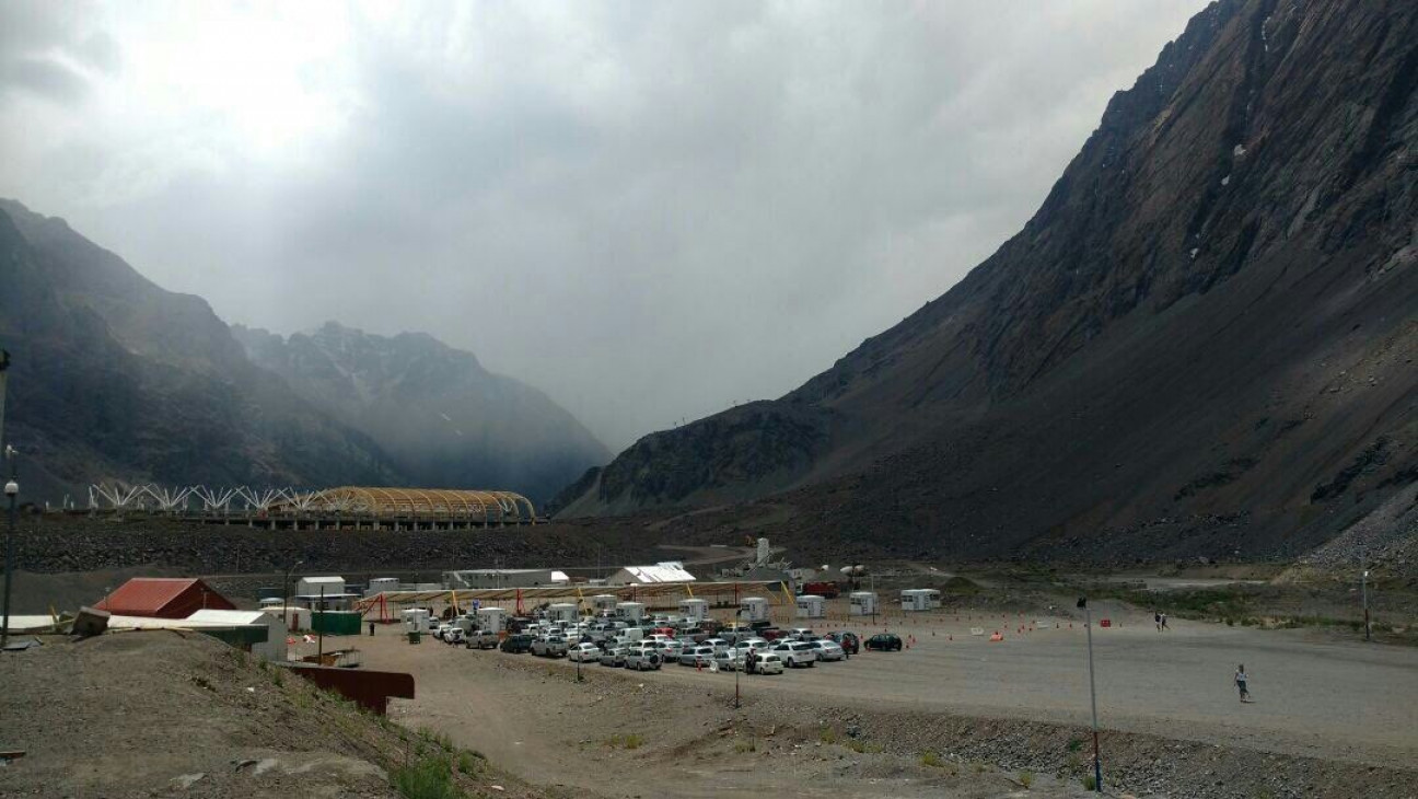 imagen Recomiendan viajar a Chile durante el día