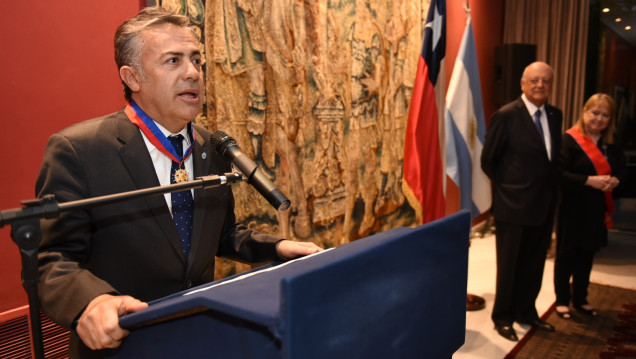 imagen Cornejo: "Chile nos ha superado"