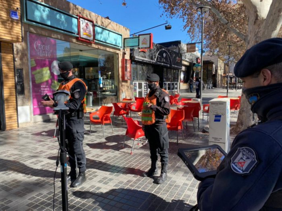 imagen Rige un operativo de seguridad por la llegada de visitantes de Chile y los festejos de la primavera