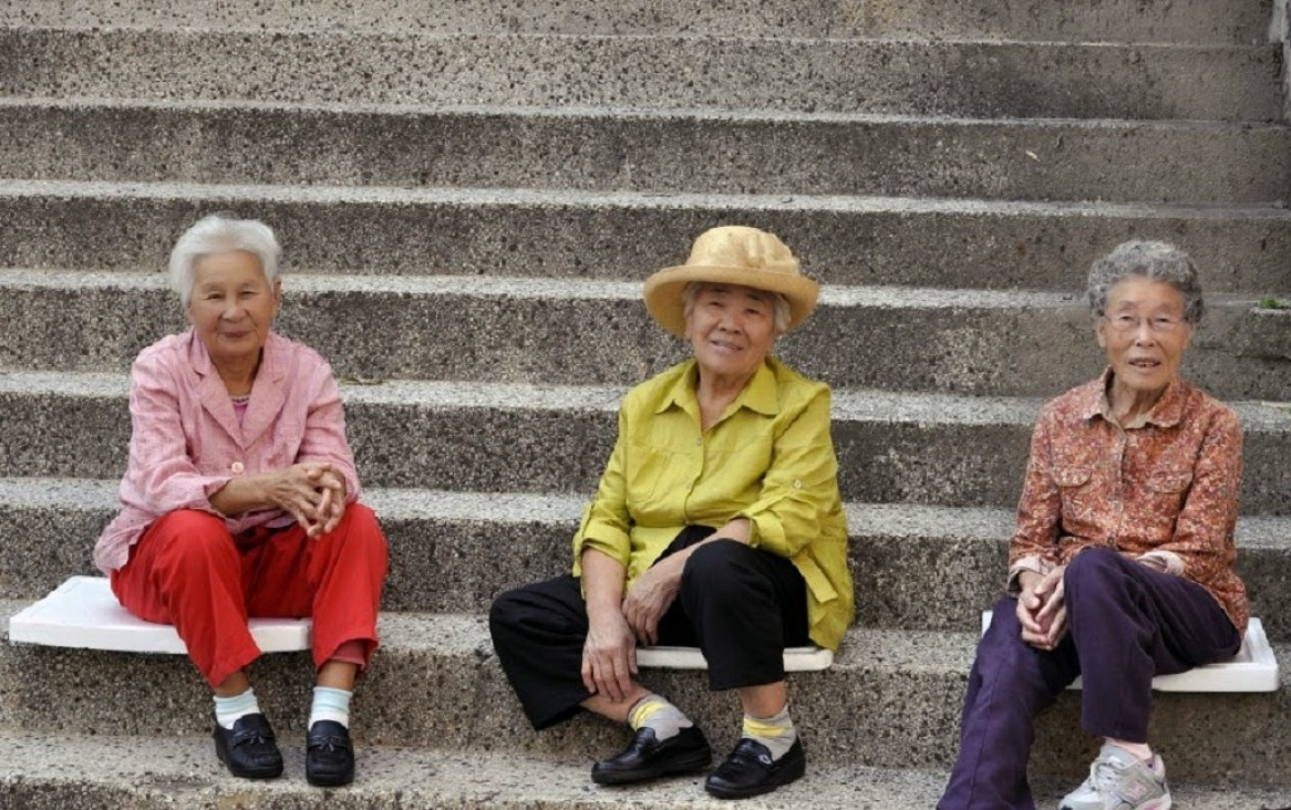 imagen Cómo alargan su vida los habitantes de los cinco países más longevos 