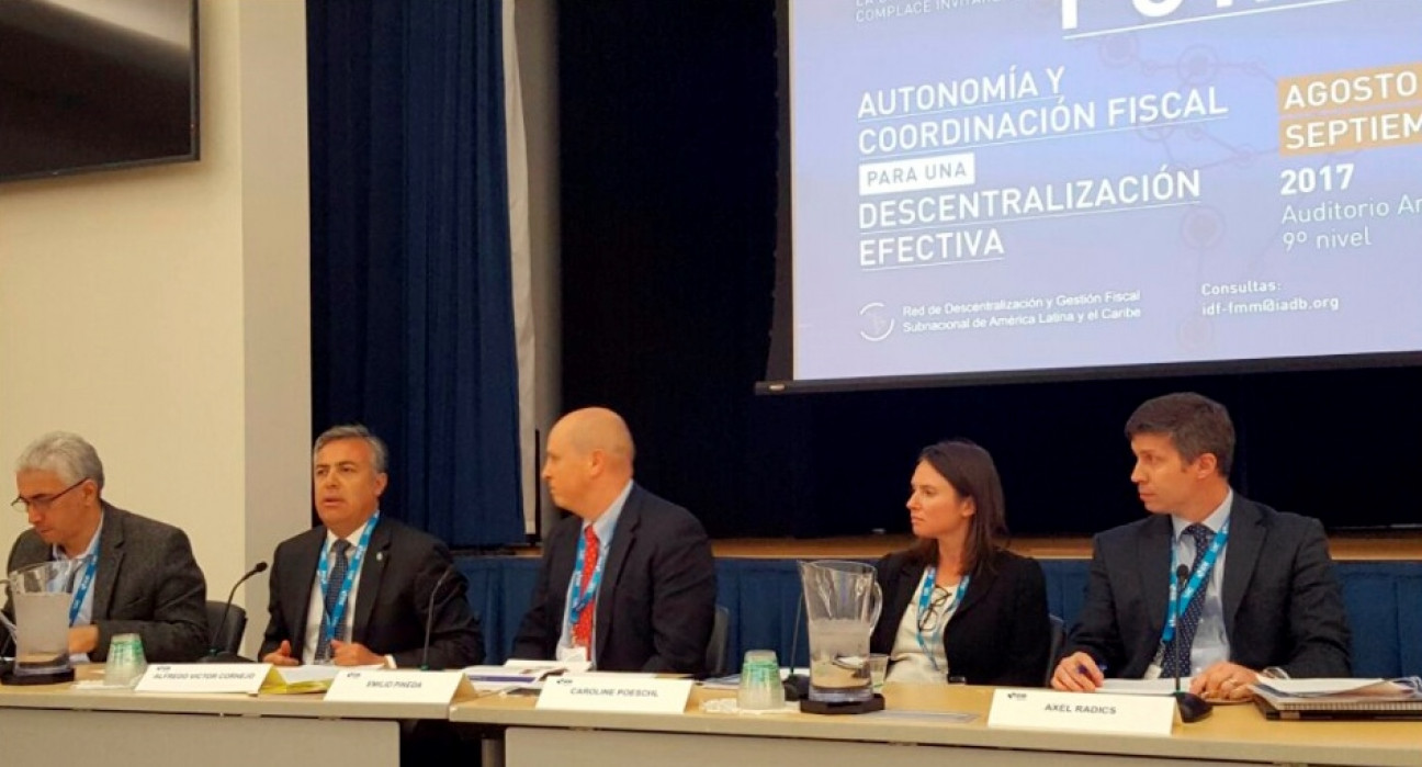 imagen Cornejo participó de un foro organizado por el BID en Washington