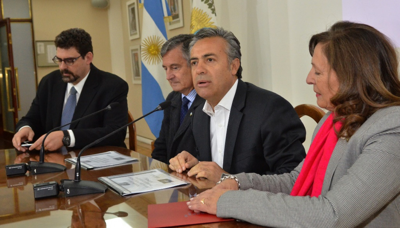 imagen Cornejo quiere frenar las "fugas" por consumo energético