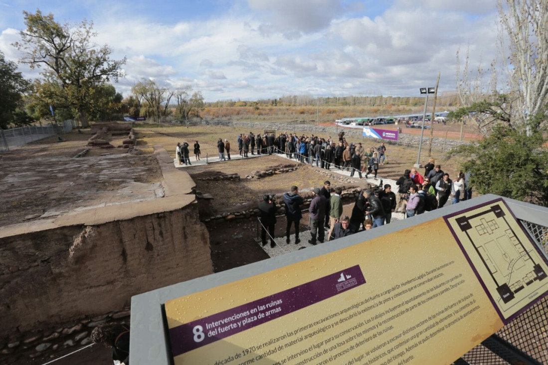imagen Con clima patrio, Cornejo inauguró obras en el Fuerte San Rafael del Diamante