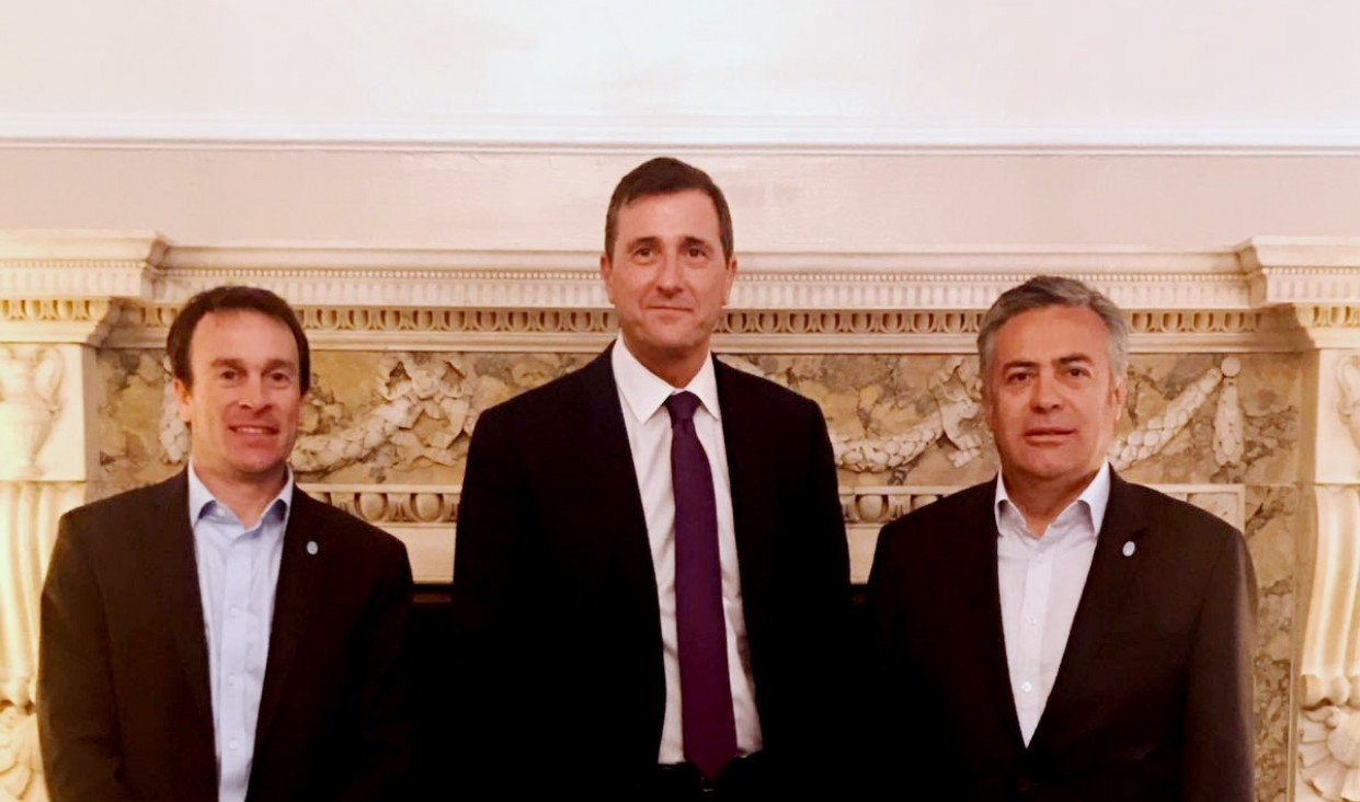imagen Cornejo, de gira por fondos