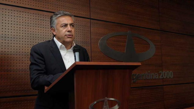 imagen Invictus: Cornejo volvió a Mendoza sin impuesto al vino