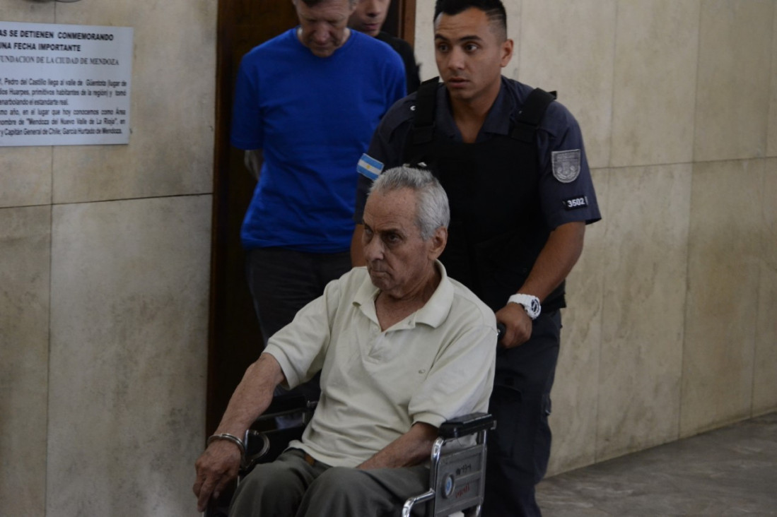 imagen Los curas acusados de abuso seguirán en la cárcel