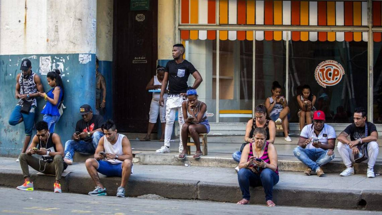 imagen Cuba tendrá acceso a Internet en los teléfonos móviles