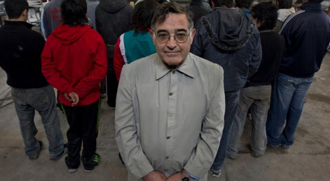 imagen Un cura admitió que manoseaba a niños porque "necesita cariño"
