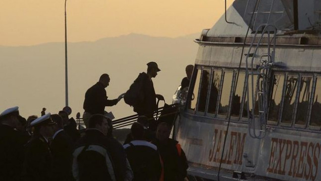 imagen Devuelven a Turquía a los primeros migrantes en el marco del acuerdo con la UE