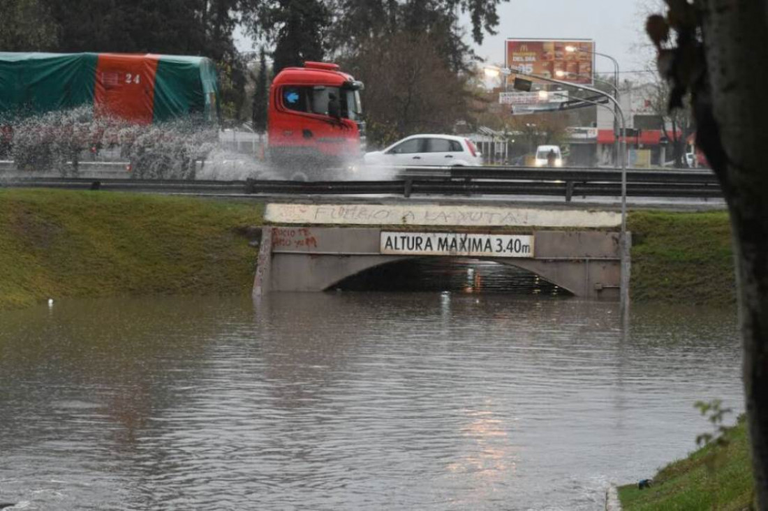 imagen Por las tormentas, Mendoza volvió a colapsar 