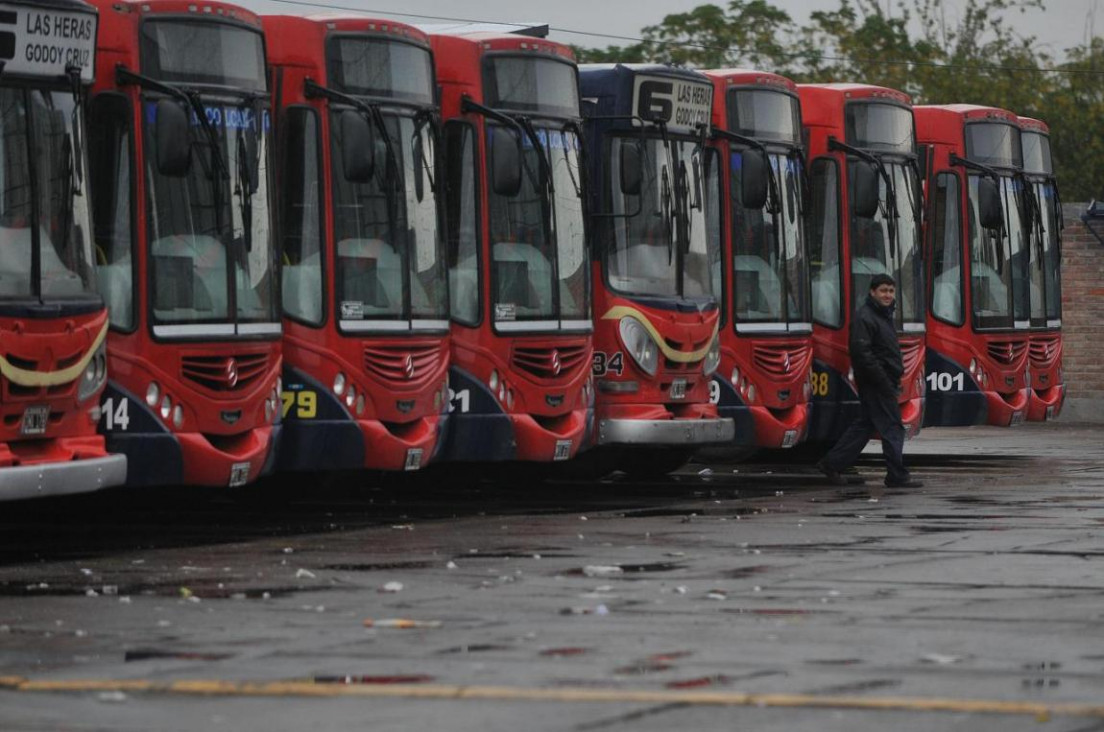 imagen Choferes de colectivos irán al paro si no se soluciona el conflicto