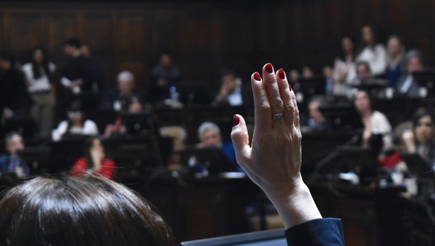 imagen Suarez celebró el aval para endeudarse: cuáles son las obras del Presupuesto por las que piden financiamiento