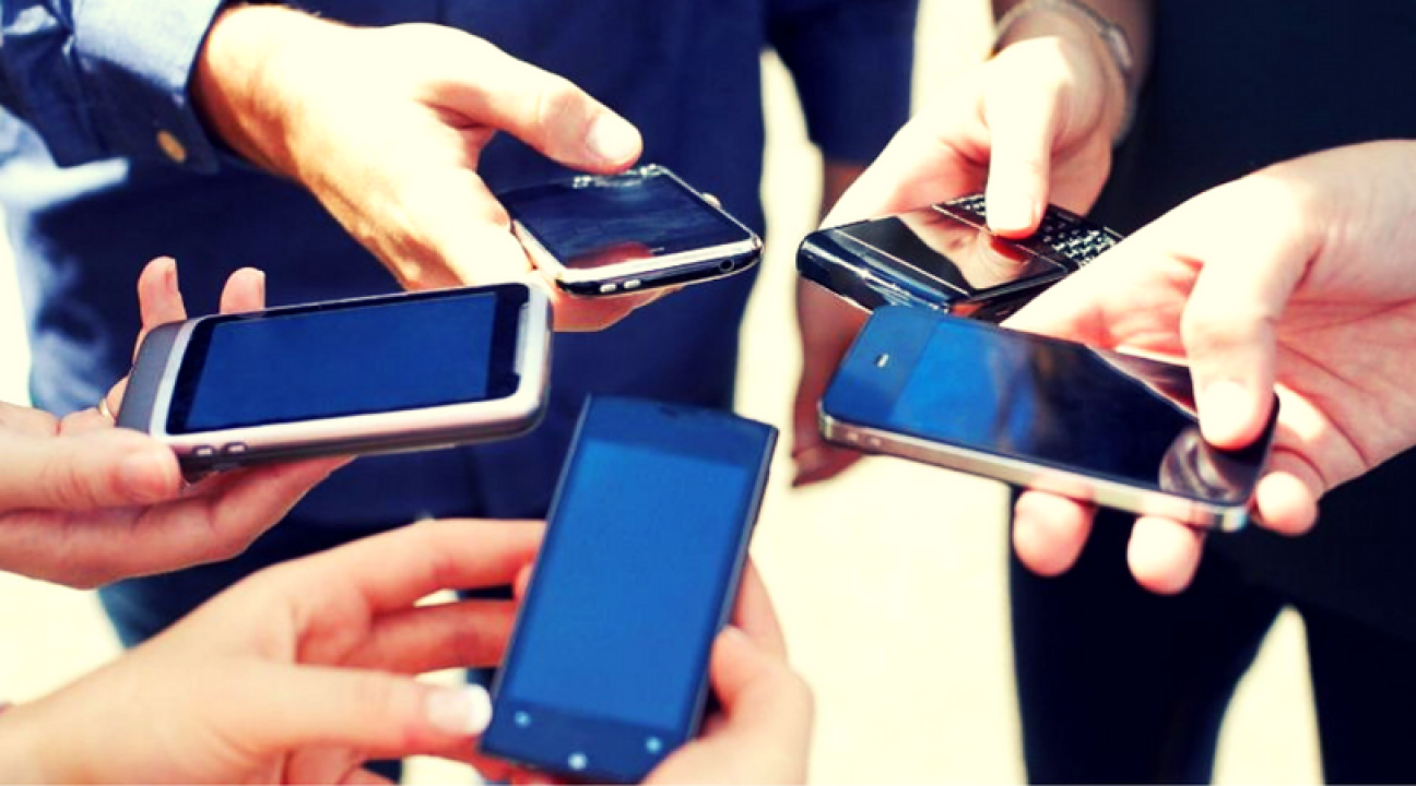imagen Identificarán a los dueños de líneas de celulares en el país