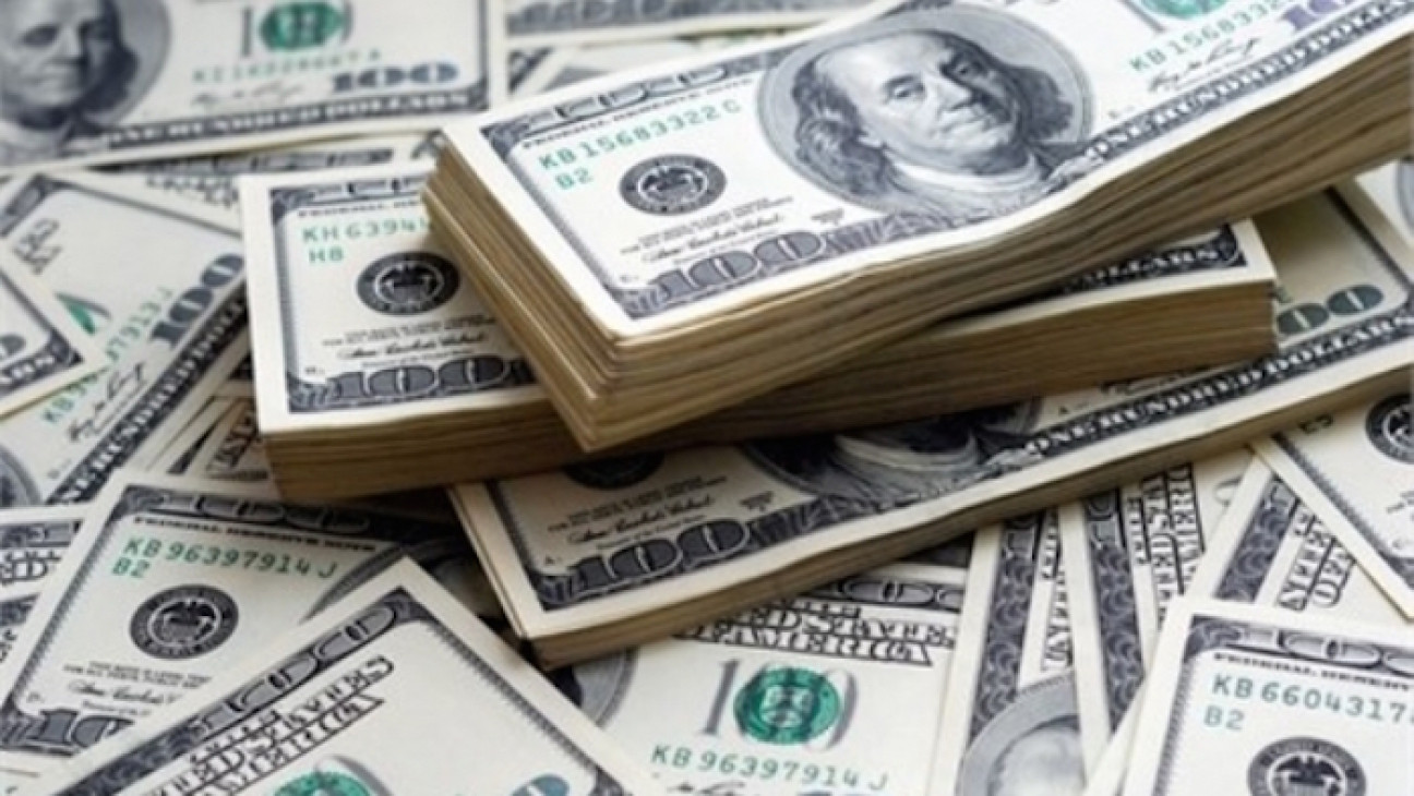 imagen El dólar se hundió 32 centavos y perforó los $19 