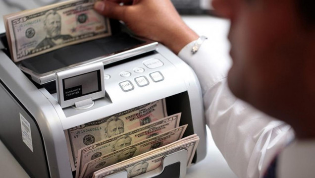 imagen El dólar sube a $ 16,15 y marca un nuevo récord