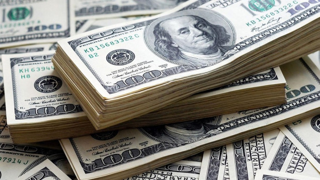imagen El dólar cerró 20 centavos en baja y se ubicó a $ 37,70