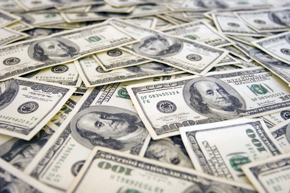 imagen Tras fuerte suba, el dólar libre baja y cotiza a $15,95