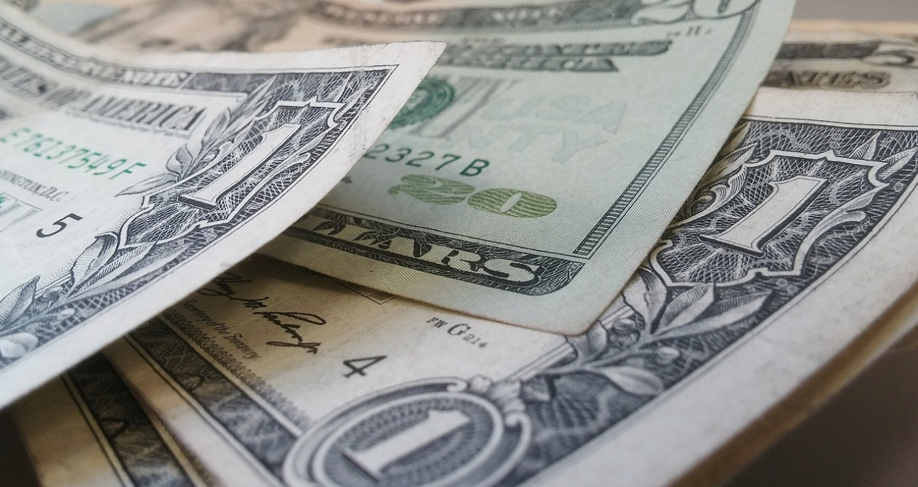 imagen El dólar oficial sigue por encima de $14 y el blue suma un centavo