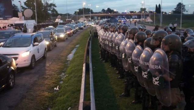 imagen Cresta roja a quiebra: entre palos y subsidios