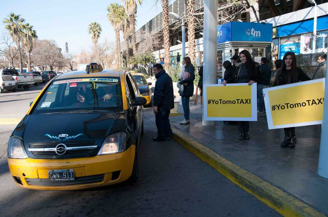 imagen  #YoTomoTaxi 