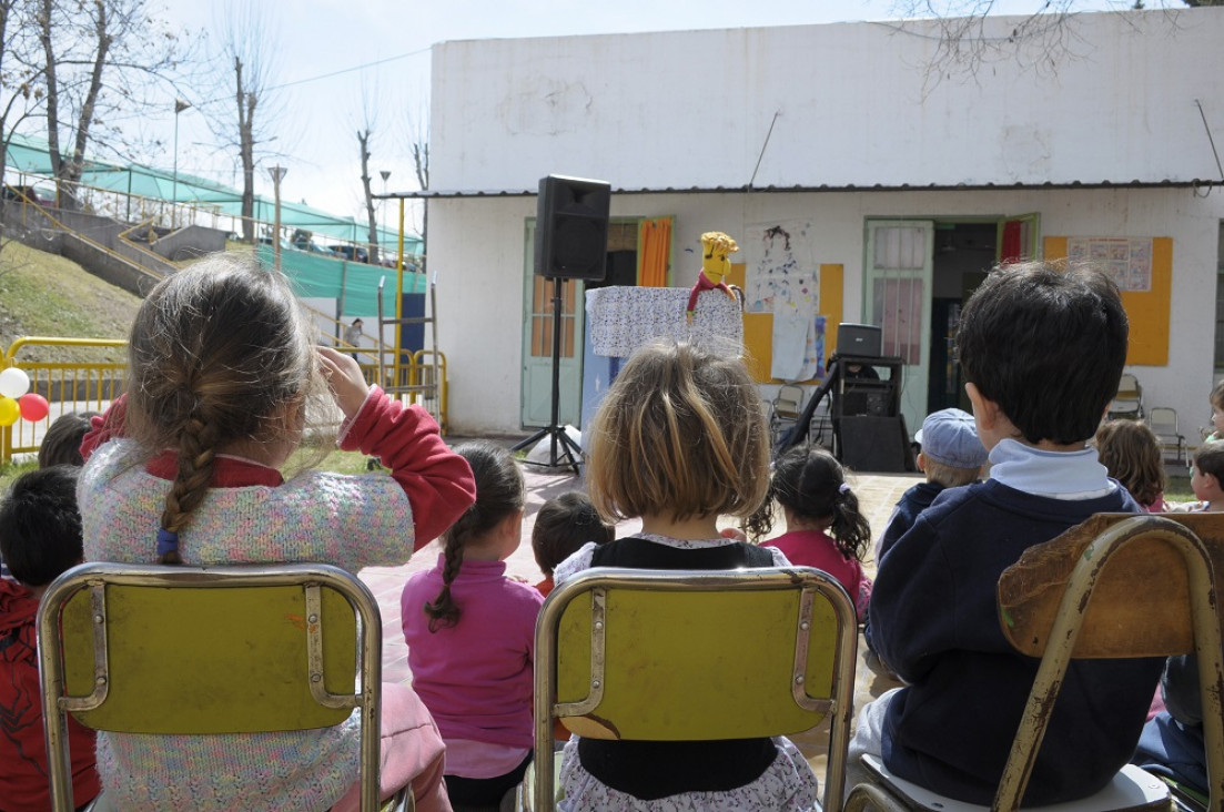 imagen Solo cinco de cada diez familias tienen una valoración positiva de la educación primaria en Argentina