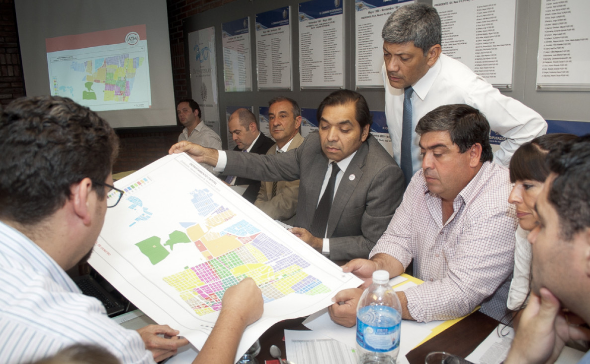 imagen El estudio de la ley de Impositiva se traba en el ítem "hidrocarburos"  